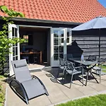 Sfeervol En Gezellige Zeeuwse Cottage 5 Personen